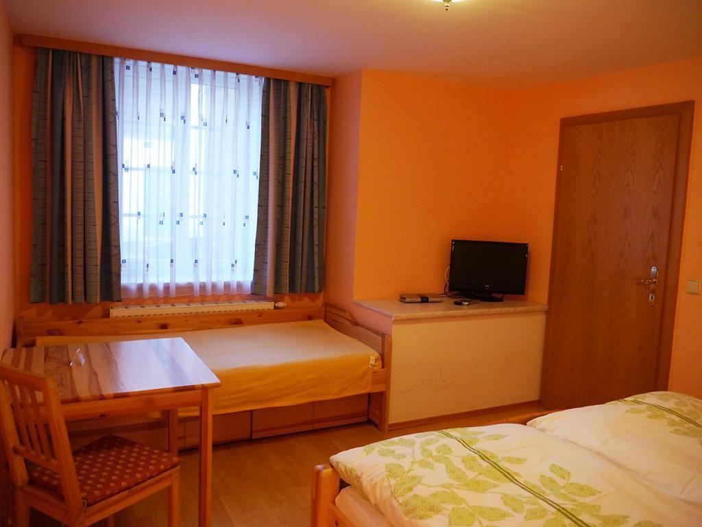 Haus Moser Wörschach Pokoj fotografie