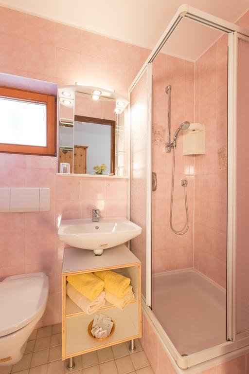 Haus Moser Wörschach Pokoj fotografie