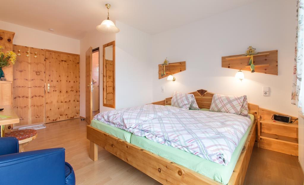 Haus Moser Wörschach Pokoj fotografie