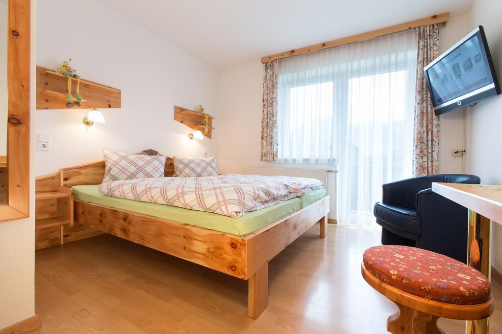 Haus Moser Wörschach Pokoj fotografie